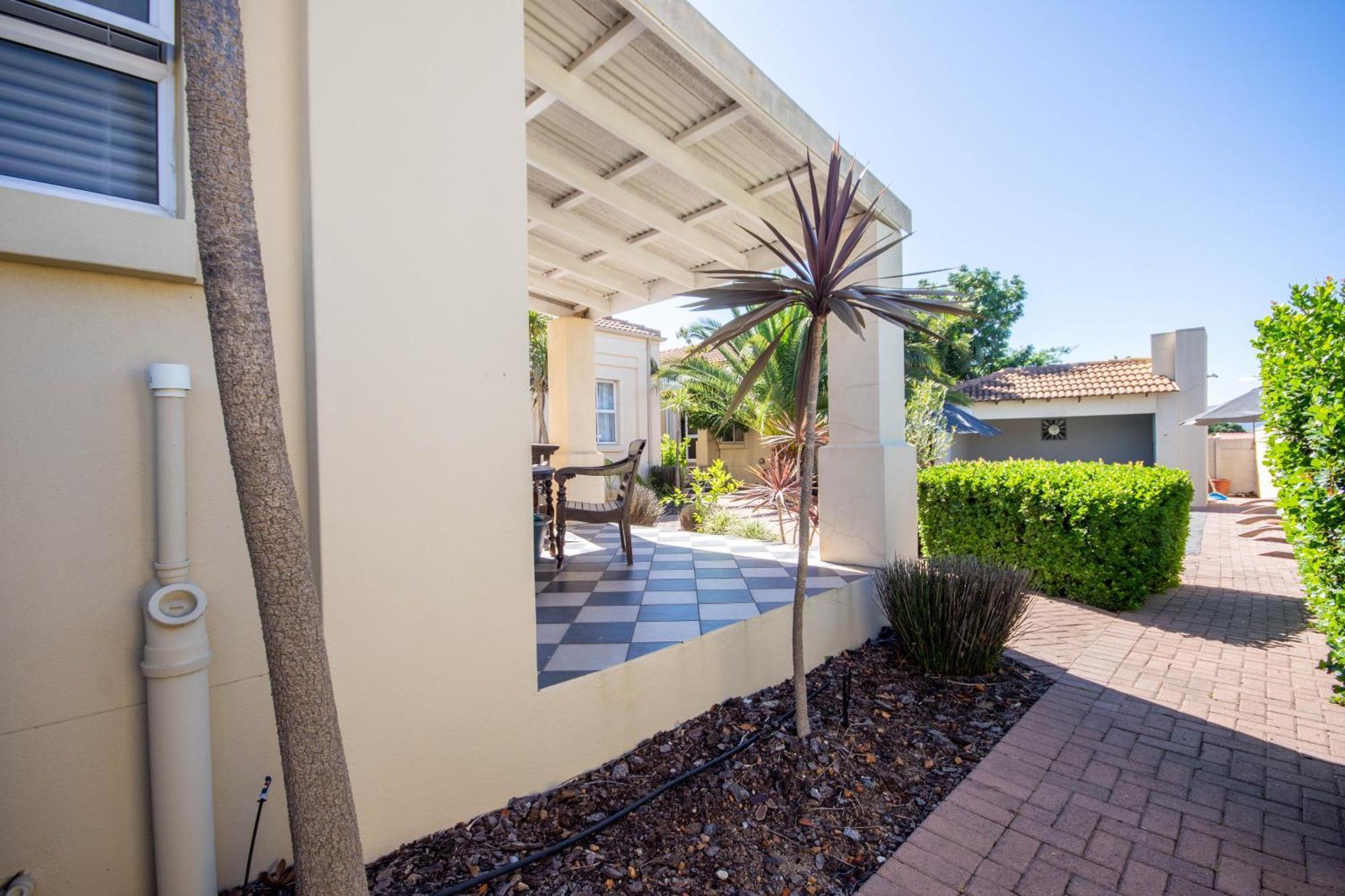 Apartment Somerset Garden Route & Wellness Cape Town